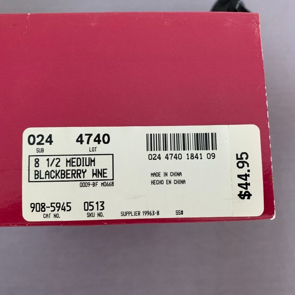 2/$25 - 9.2.5. So Soft Blackberry Wine Suede Block Heels - Size 8.5M - Picture 10 of 12